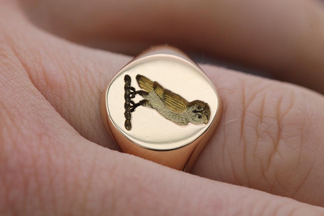 Vintage 18ct Gold Owl Intaglio Crest Signet Ring, 12.8g