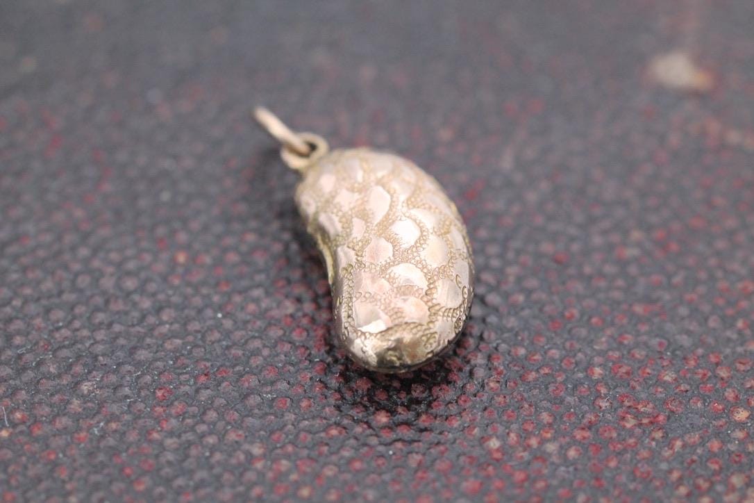 Antique 9ct Gold Chased Lucky Bean Charm