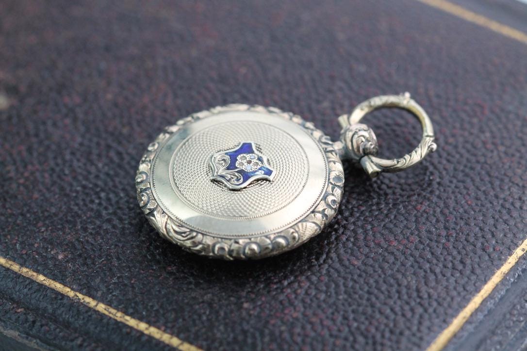 Antique 15ct Gold Forget Me Not Enamel Locket Pendant