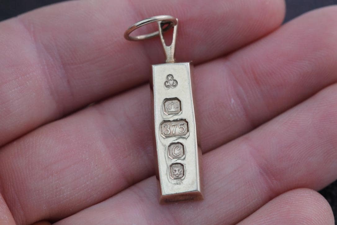 Vintage 9ct Gold Ingot Pendant, 1977