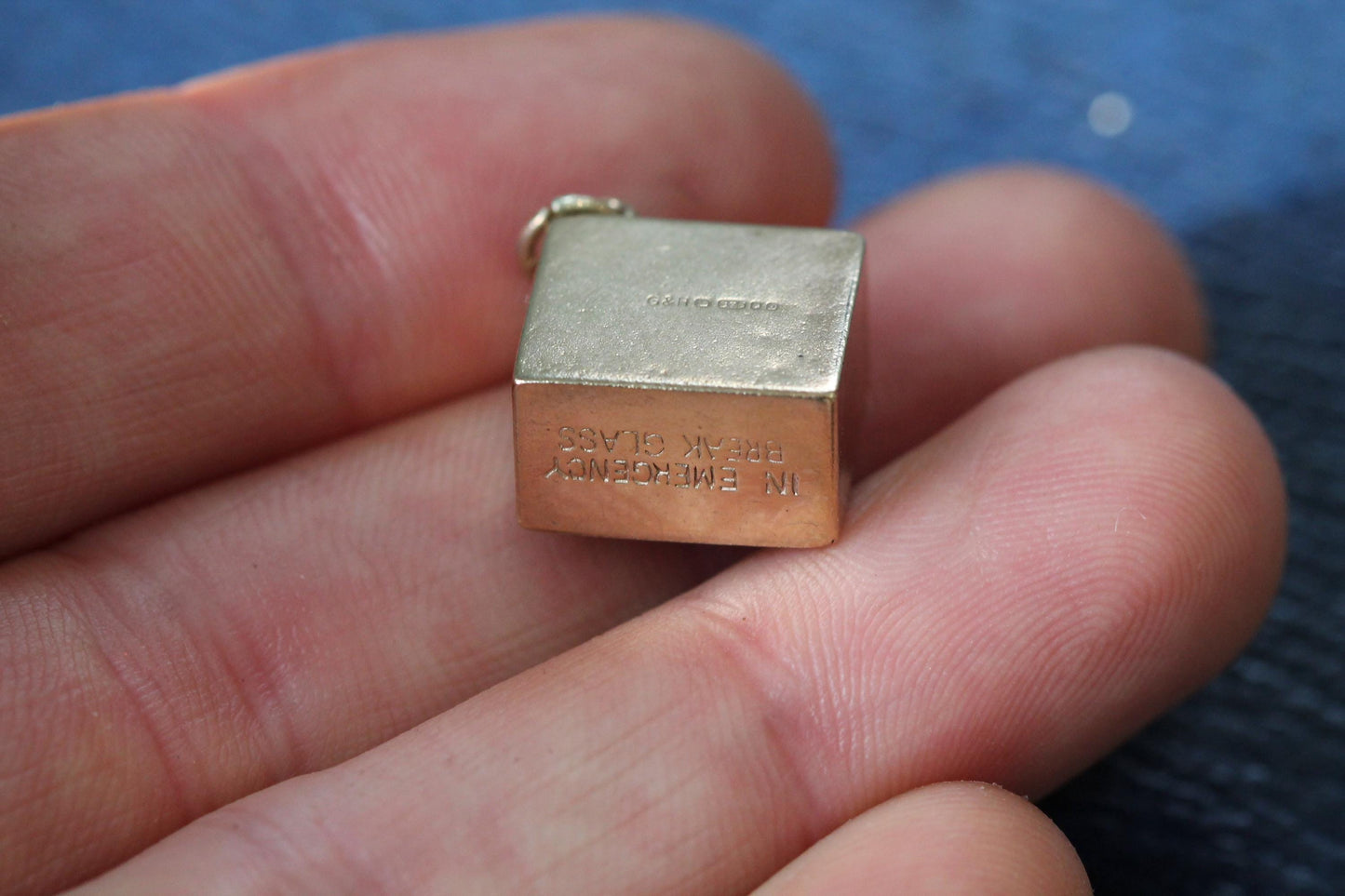 Vintage 9ct Gold One Pound Note Charm, Novelty Pendant 1978