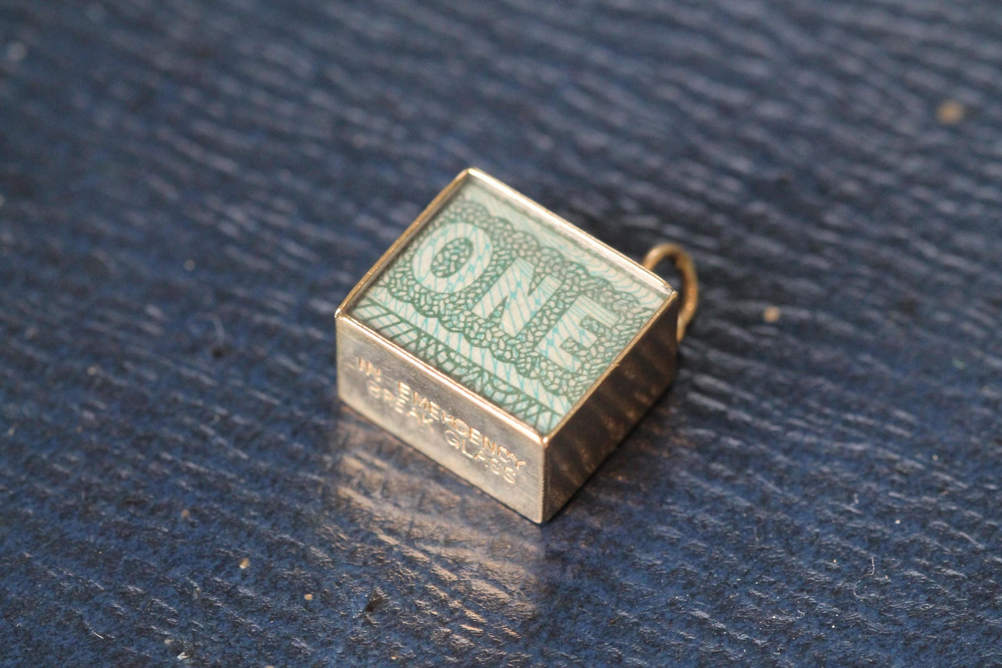 Vintage 9ct Gold One Pound Note Charm, Novelty Pendant 1978