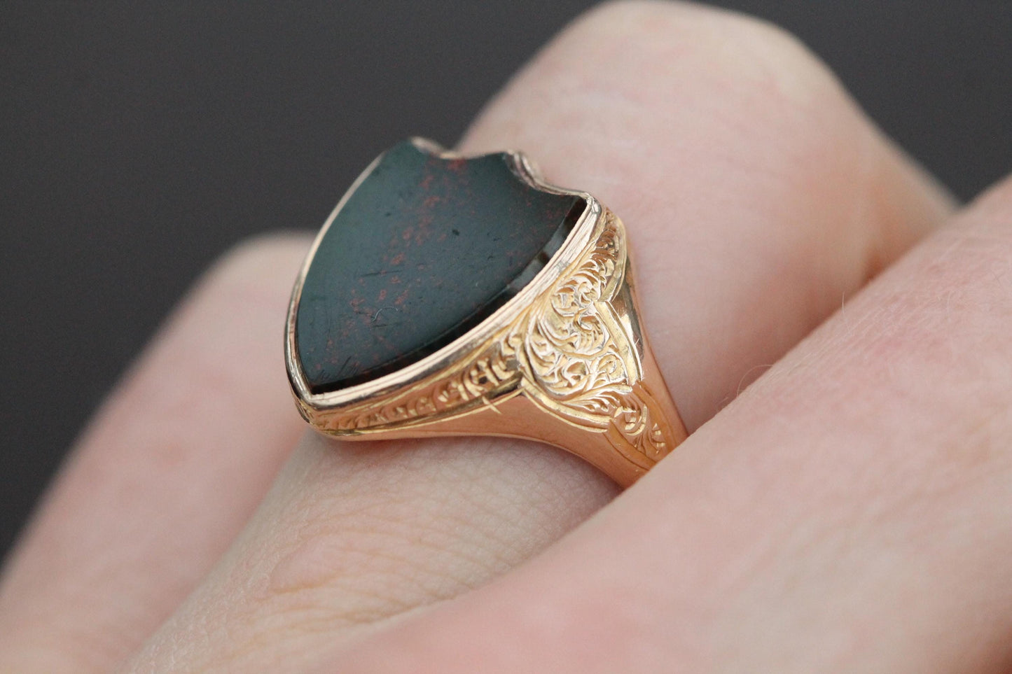 Antique 15ct Gold Signet Ring, Bloodstone Shield, Chased Shoulders, 1878