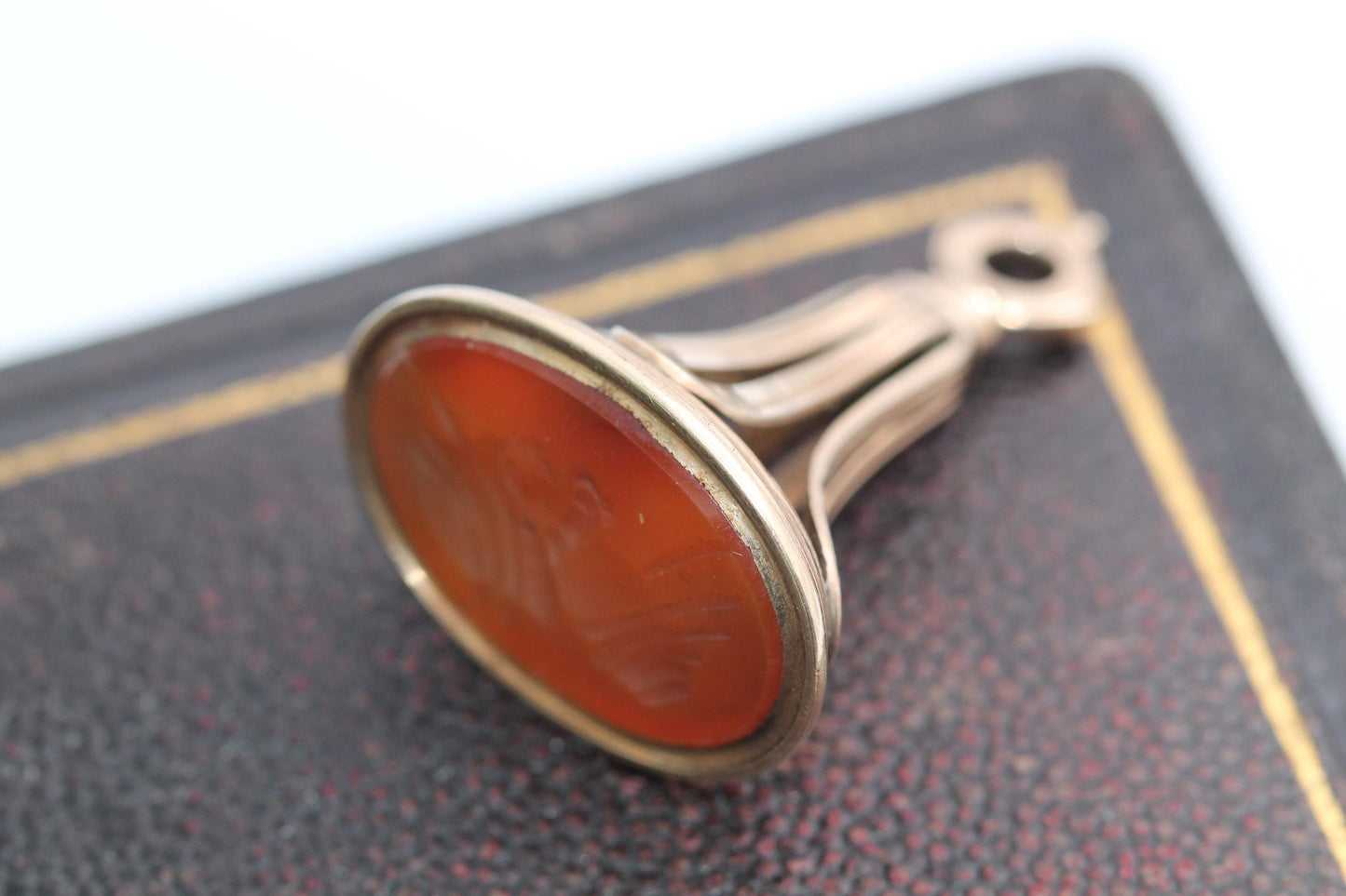 Antique 9ct Gold Carnelian Intaglio Portrait Seal Pendant
