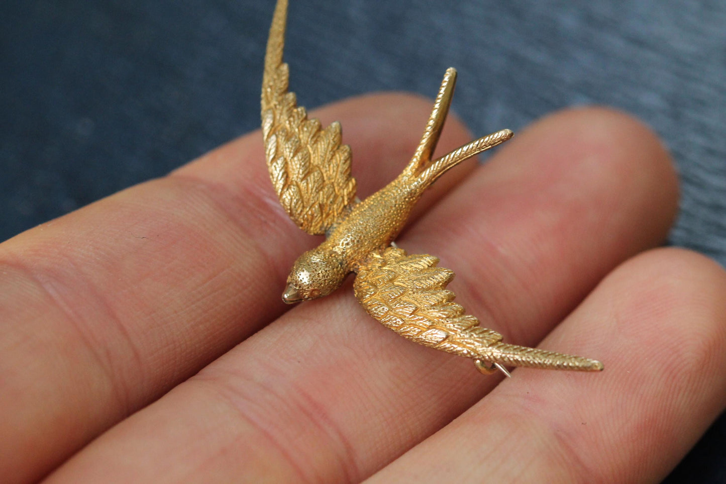 Antique Edwardian 15ct Gold Swallow Bird Brooch Pendant