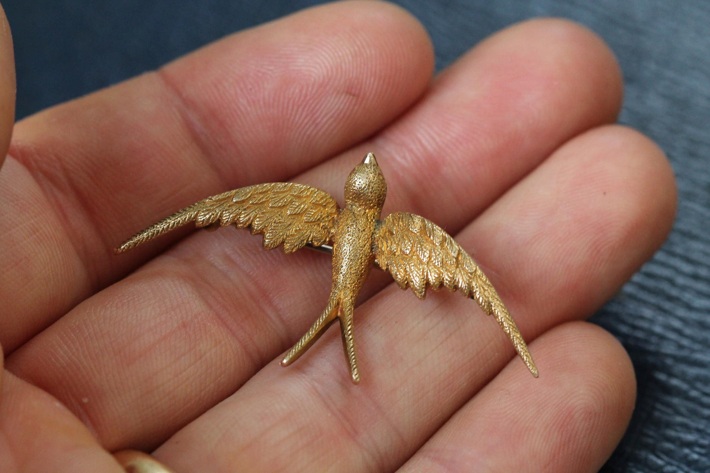 Antique Edwardian 15ct Gold Swallow Bird Brooch Pendant
