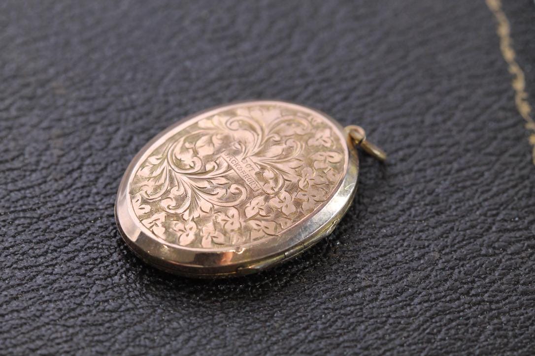 Antique 9ct Gold Chased Oval Locket