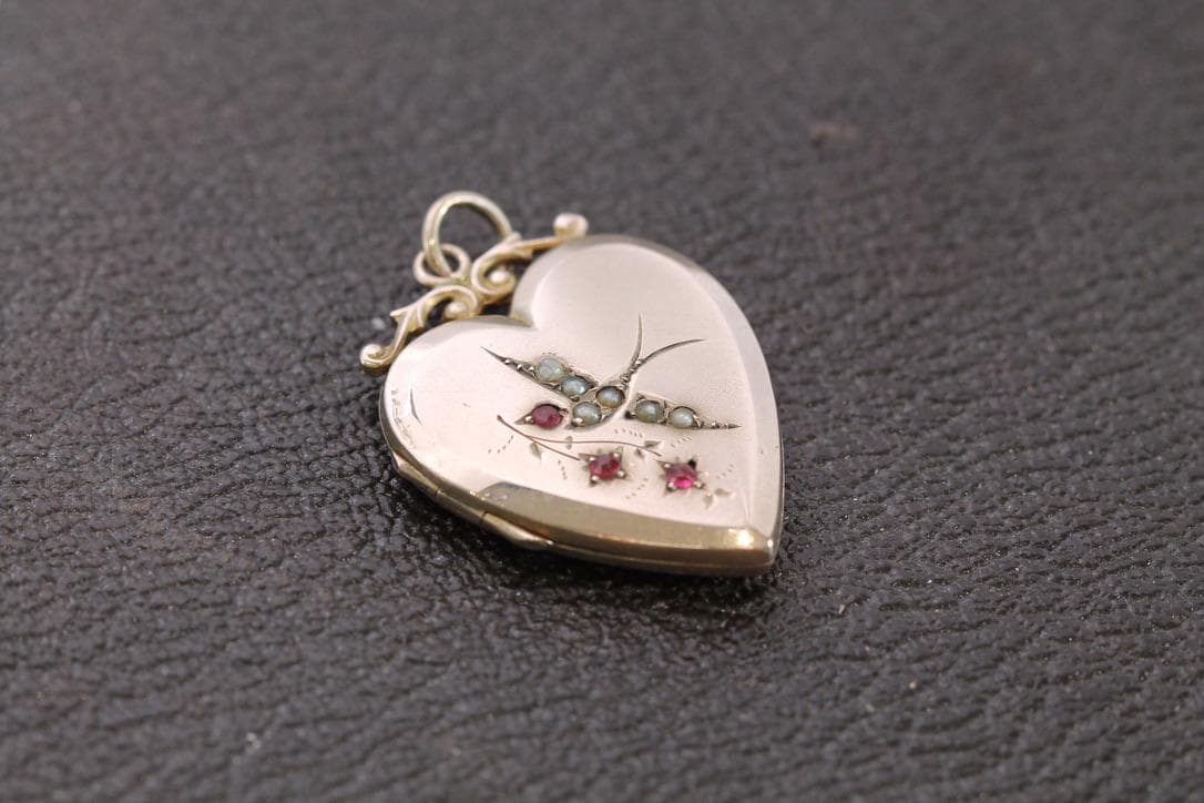 Antique 9ct Gold Pearl & Paste Swallow Heart Locket