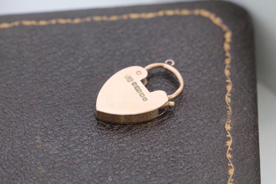 Antique 9ct Gold Heart Padlock Pendant