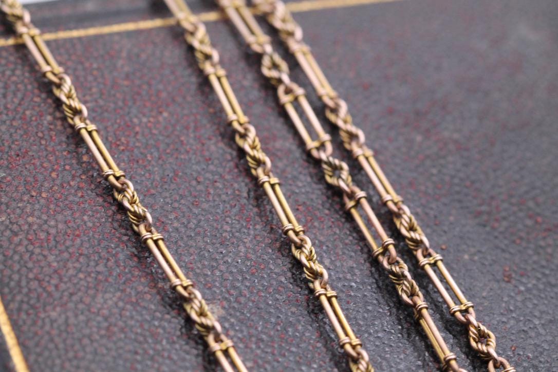 Antique 9ct Gold Trombone Lovers Knot Long Guard, 31g, 54"