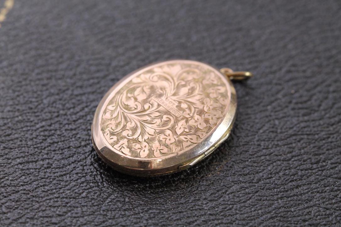 Antique 9ct Gold Chased Oval Locket