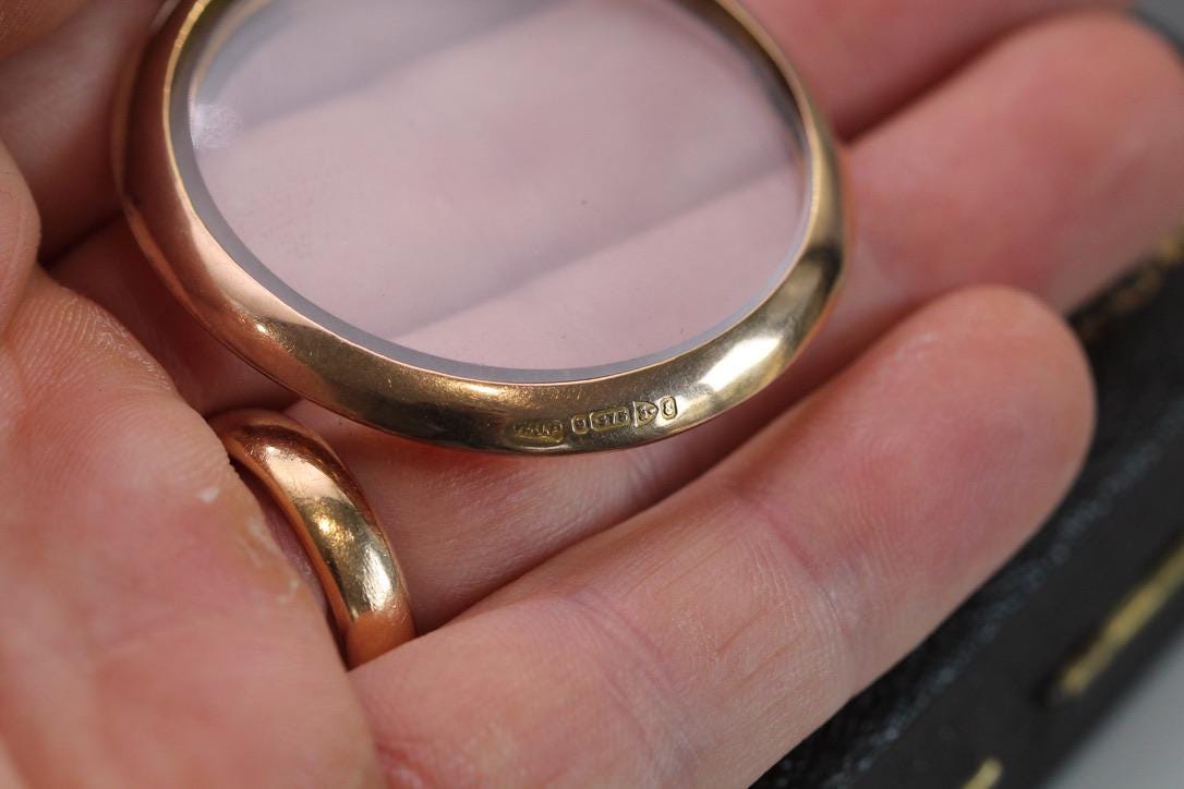 Antique 9ct Gold Large Open Face Locket Pendant