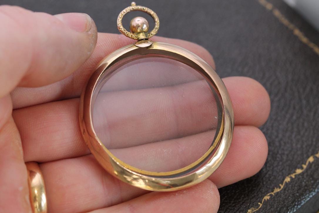 Antique 9ct Gold Large Open Face Locket Pendant