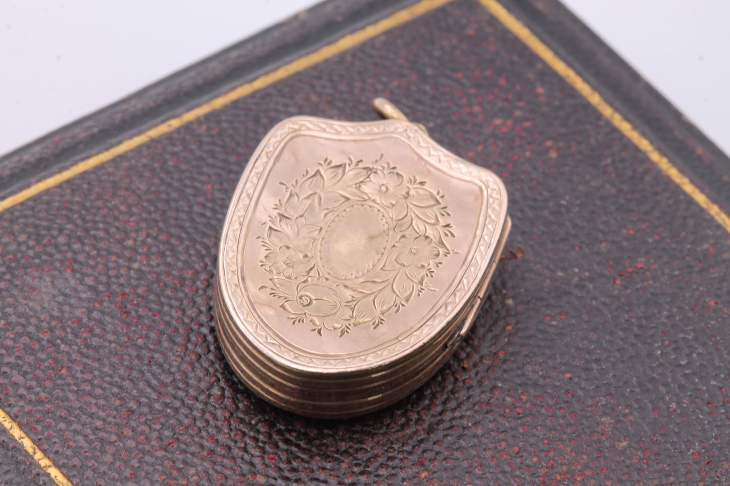 Antique 9ct Gold Bloodstone Shield Locket