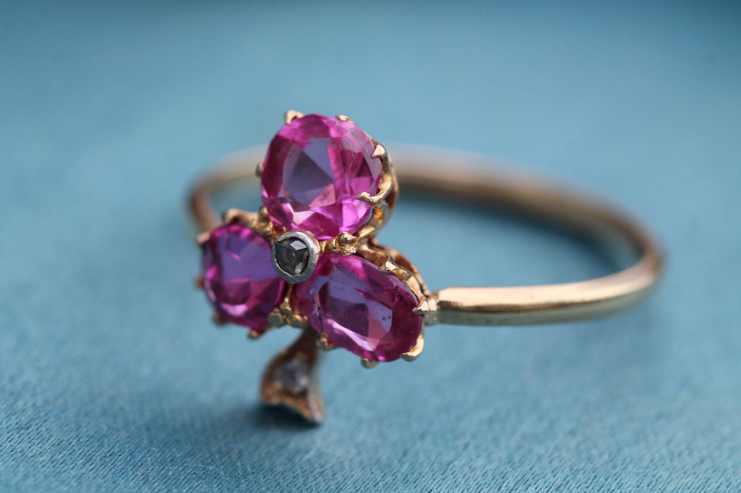 Antique 18ct Gold Pink Sapphire Diamond Shamrock Trefoil Ring, 1.5ct