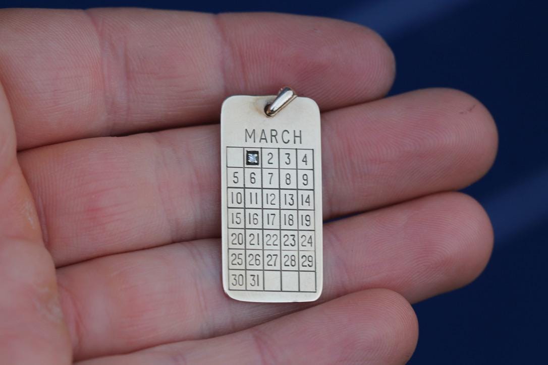 Vintage 9ct Gold March 1st Diamond Calendar Pendant