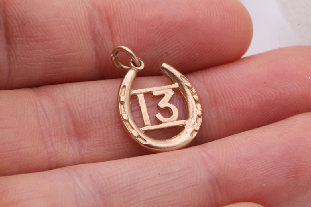 Vintage 9ct Gold Lucky Number 13 Horseshoe Charm Pendant