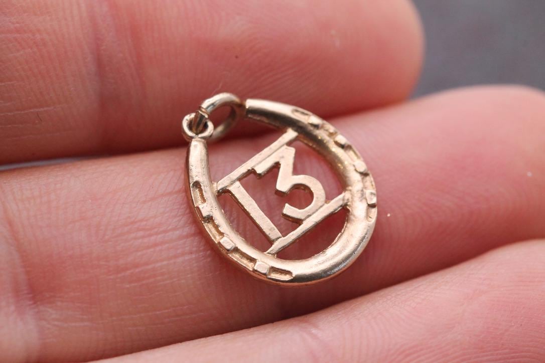 Vintage 9ct Gold Lucky Number 13 Horseshoe Charm Pendant