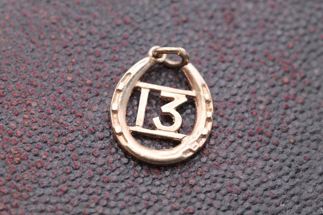 Vintage 9ct Gold Lucky Number 13 Horseshoe Charm Pendant