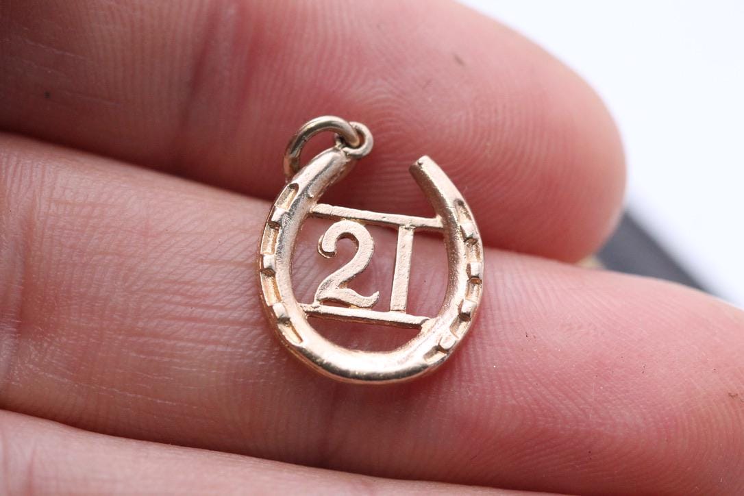 Vintage 9ct Gold "21" Lucky Horseshoe Charm