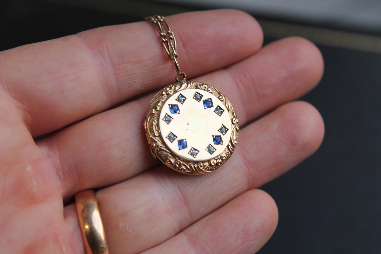 Antique 9ct Gold Paste Locket And Necklace Original Box, 15.75"