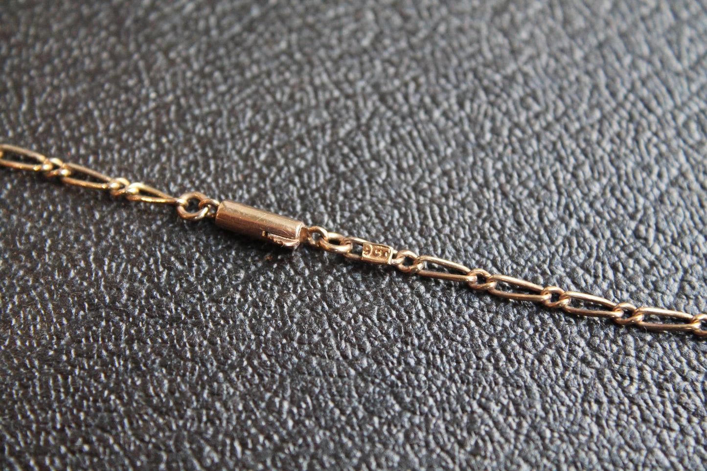 Antique 9ct Gold Paste Locket And Necklace Original Box, 15.75"