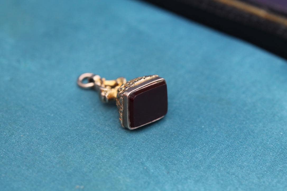 Antique-9ct-Gold-Chased-Carnelian-Pendant,-1893