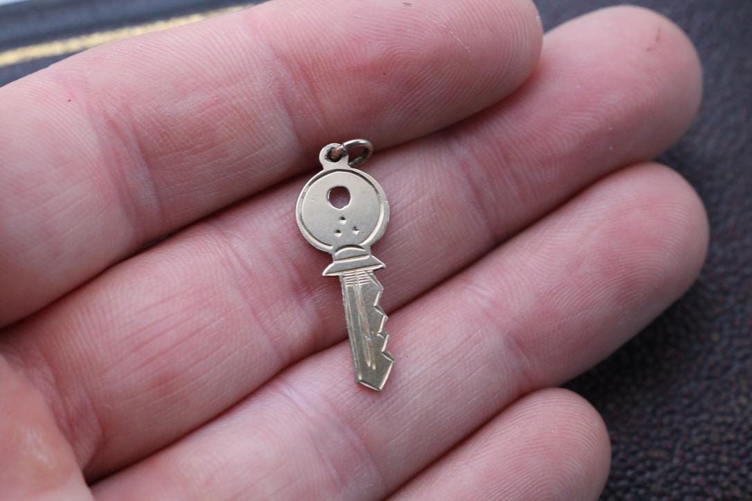 Vintage 9ct Gold Key Charm, 1986