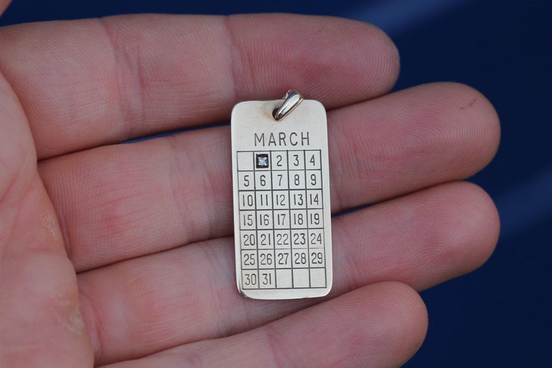 Vintage 9ct Gold March 1st Diamond Calendar Pendant