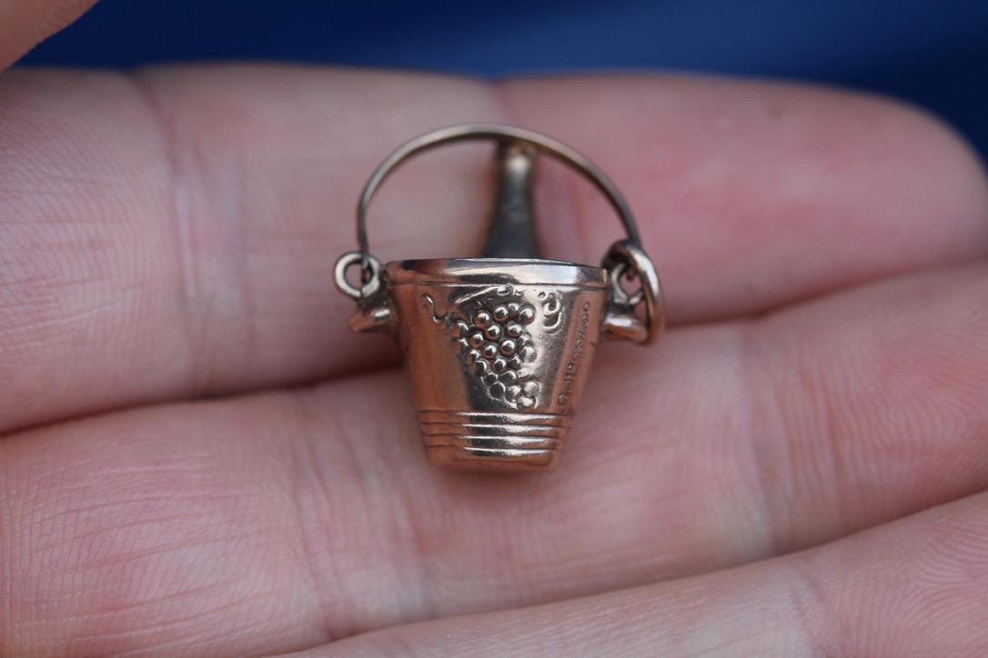 Vintage 9ct Gold Champagne Bucket Celebration Charm, 1963