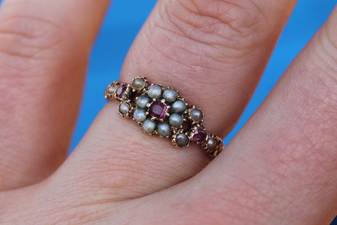 Antique Georgian 18ct Gold Floral Chased Ruby & Pearl Ring, c.1830