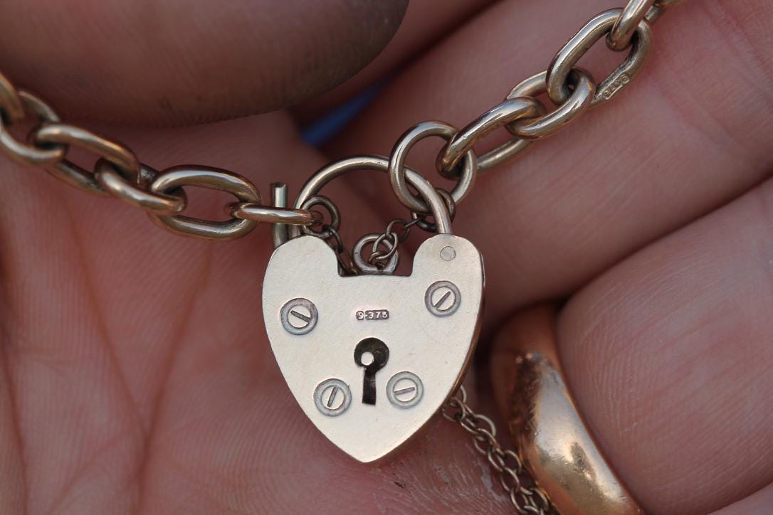 Vintage 9ct Gold Gate Bracelet Heart Padlock, 6.5"