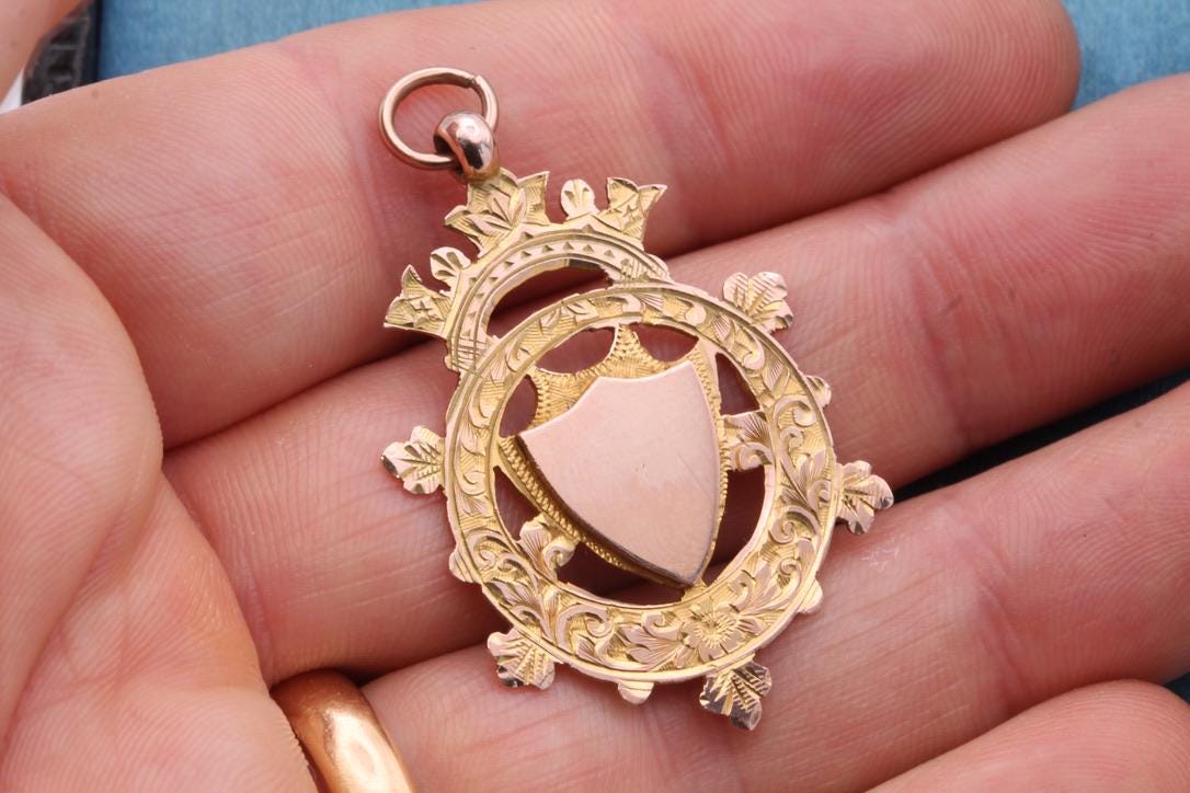 Antique 9ct Gold Chased Shield Motif Pendant, 1911