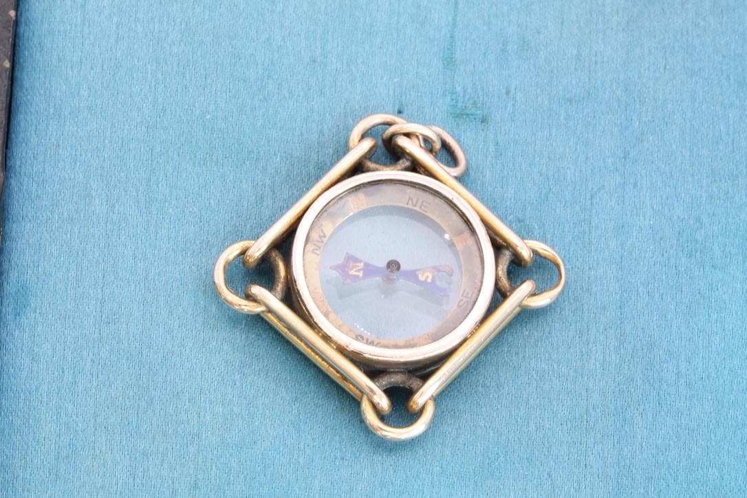 Antique 9ct Gold Trombone Link Compass Pendant, c.1890