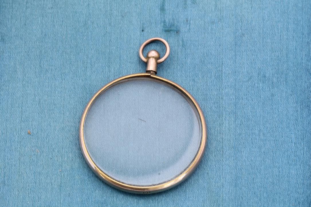 Antique 9ct Gold Glass Locket Pendant