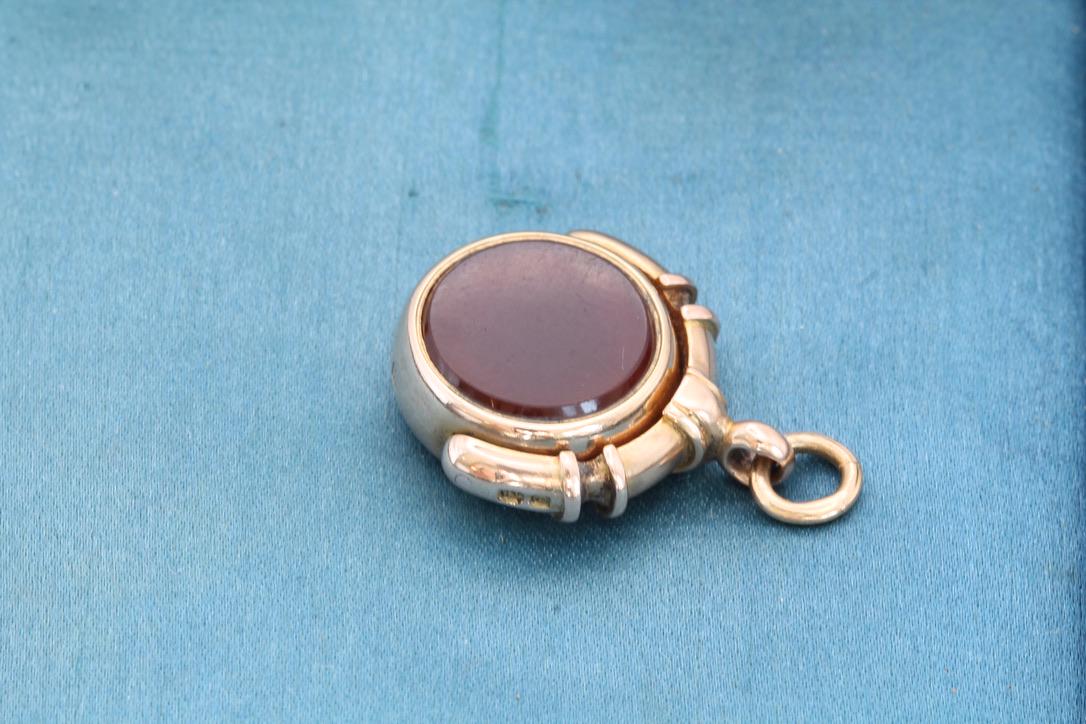 Antique 18ct Gold Bloodstone Carnelian Spinner Pendant, 1882