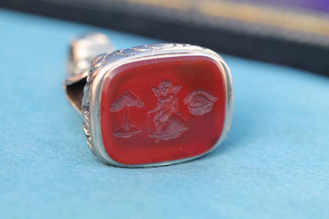 Antique Georgian 9ct Gold Carnelian Rebus Intaglio Seal, “I Love You”