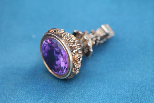 Antique Georgian 15ct Gold Floral Chased Amethyst Pendant