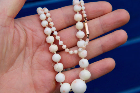 Antique 9ct Gold Angel Skin Coral Beaded Necklace, 23.5"