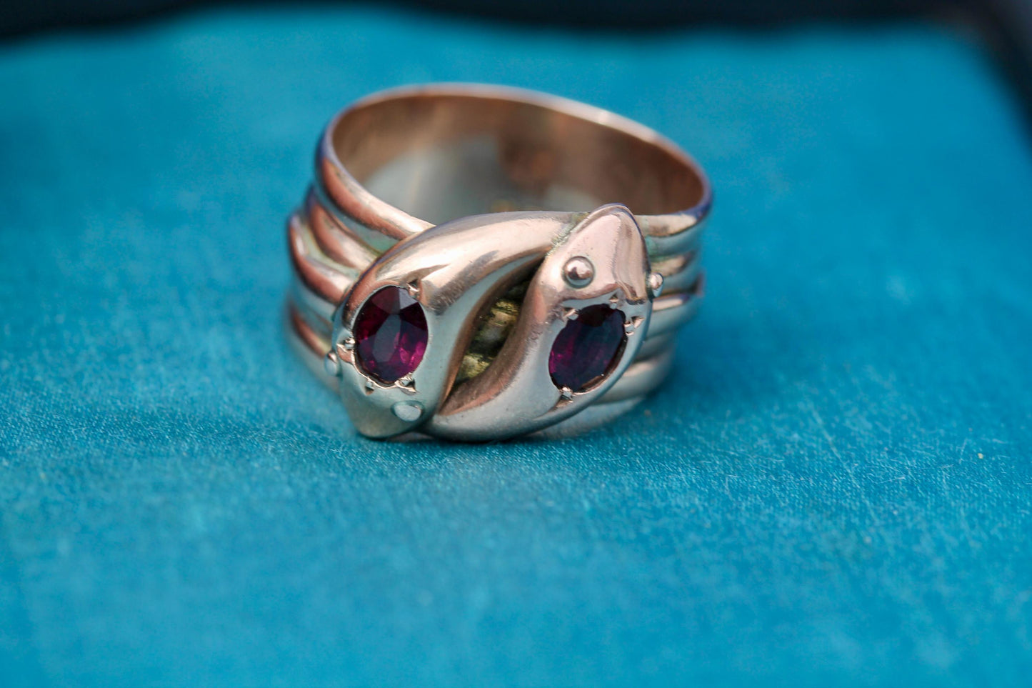 Antique 9ct Rose Gold Double Snake Head Garnet Ring, 1920