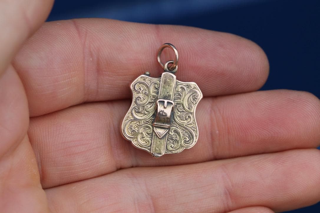 Antique 9ct Gold Chased Shield Locket, 1844
