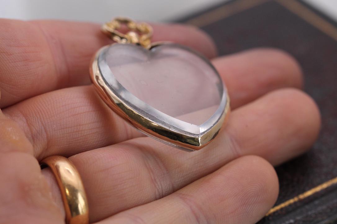 Antique 9ct Gold Heart Glass Locket, 1917