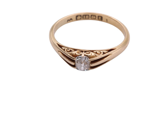 Antique 18ct Yellow Gold Cushion Cut Diamond Chased Ring, 1918