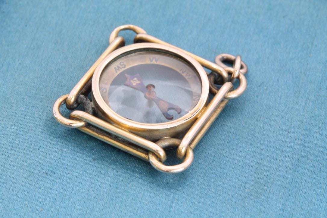 Antique 9ct Gold Trombone Link Compass Pendant, c.1890