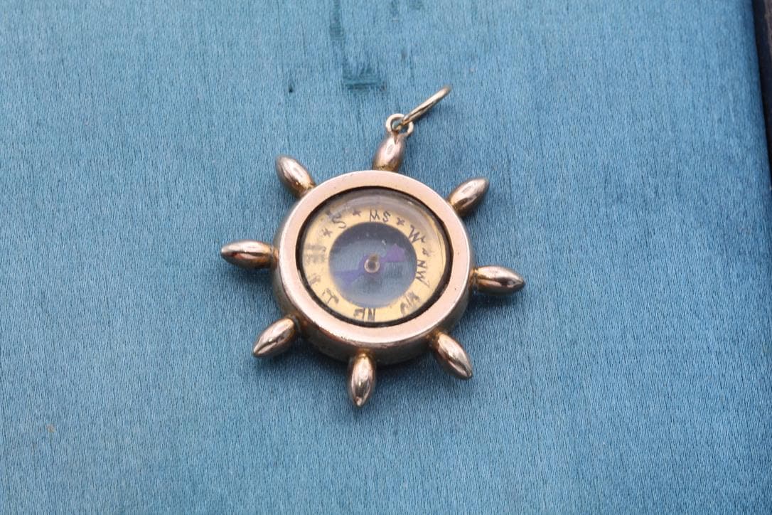 Antique 9ct Gold Ships Wheel Compass Pendant