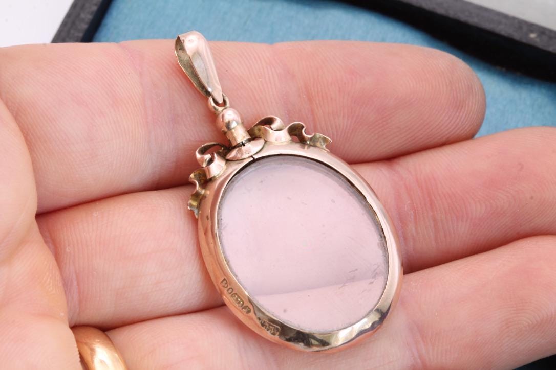 Antique 9ct Gold Bow Glass Locket, 1913