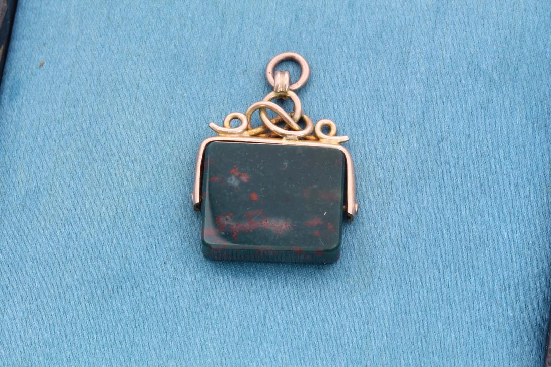 Antique 9ct Gold Bloodstone Spinner, 1930