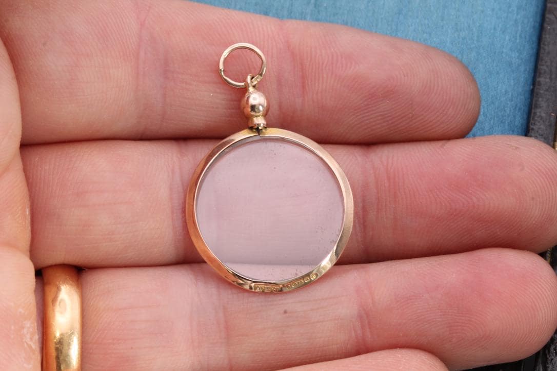Antique 9ct Gold Glass Locket Pendant, 1914