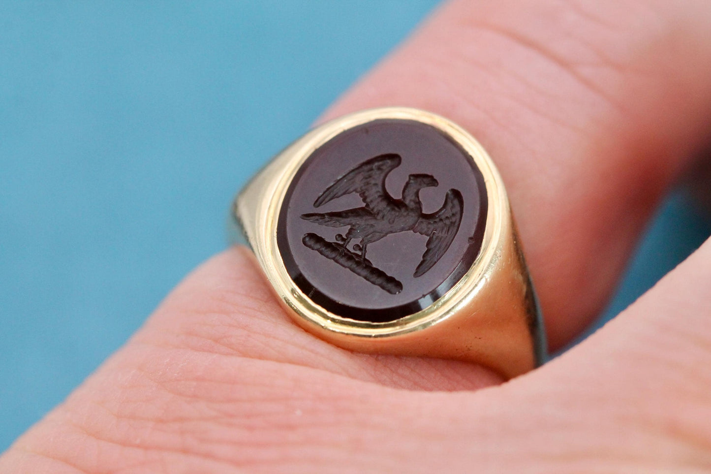 Vintage 18ct Gold Intaglio Carnelian Eagle Signet Ring, 1951