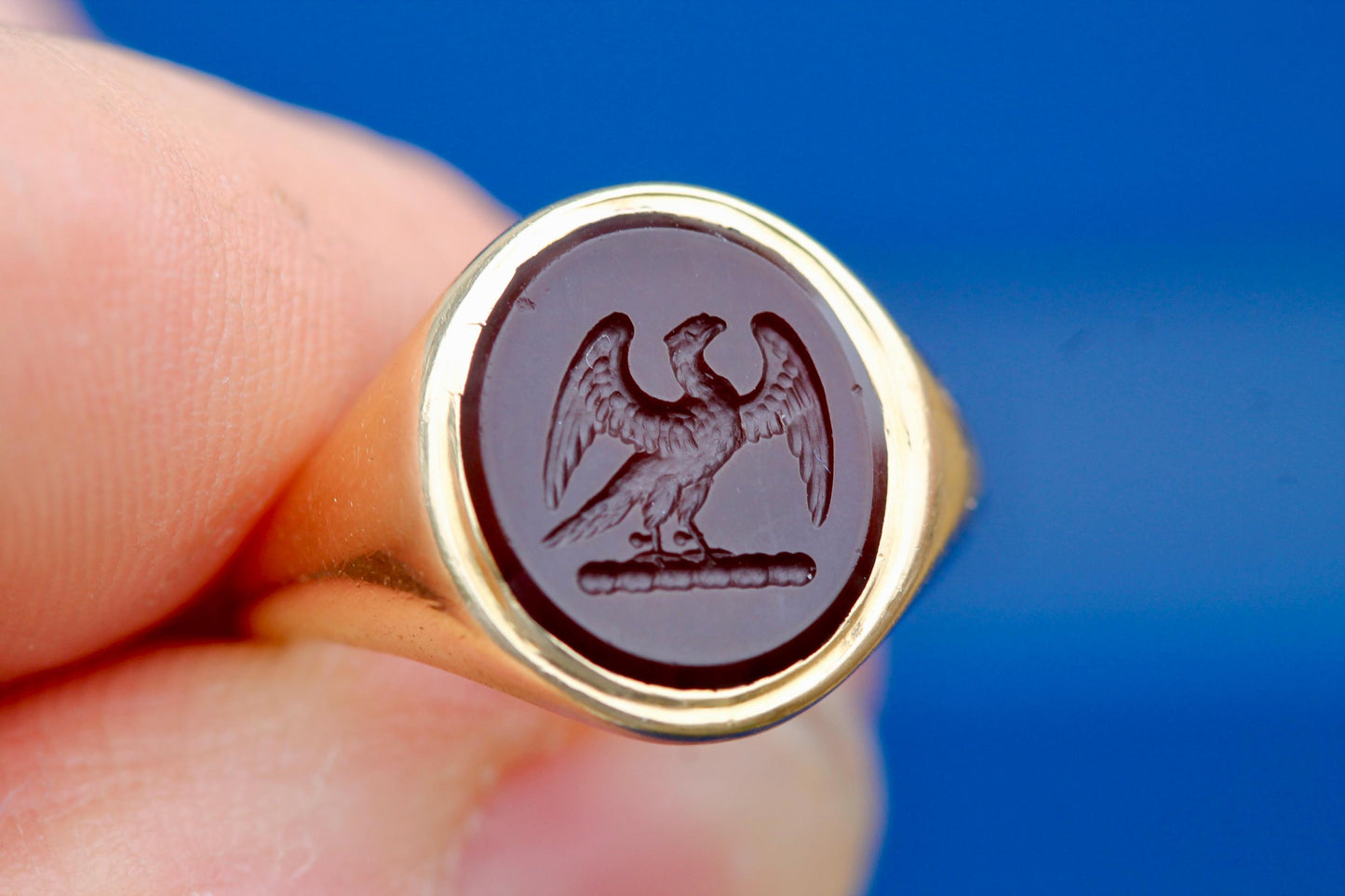 Vintage 18ct Gold Intaglio Carnelian Eagle Signet Ring, 1951